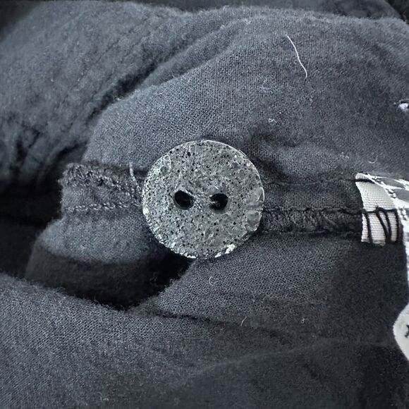 Focus Casual Life Shirt Top Womens Medium Black Gauze Minimalist Pockets Boxy - Picture 7 of 12